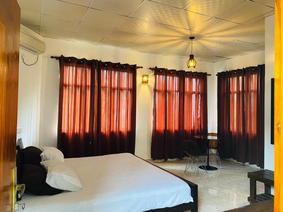Aramba Resort Dondra Екстериор снимка