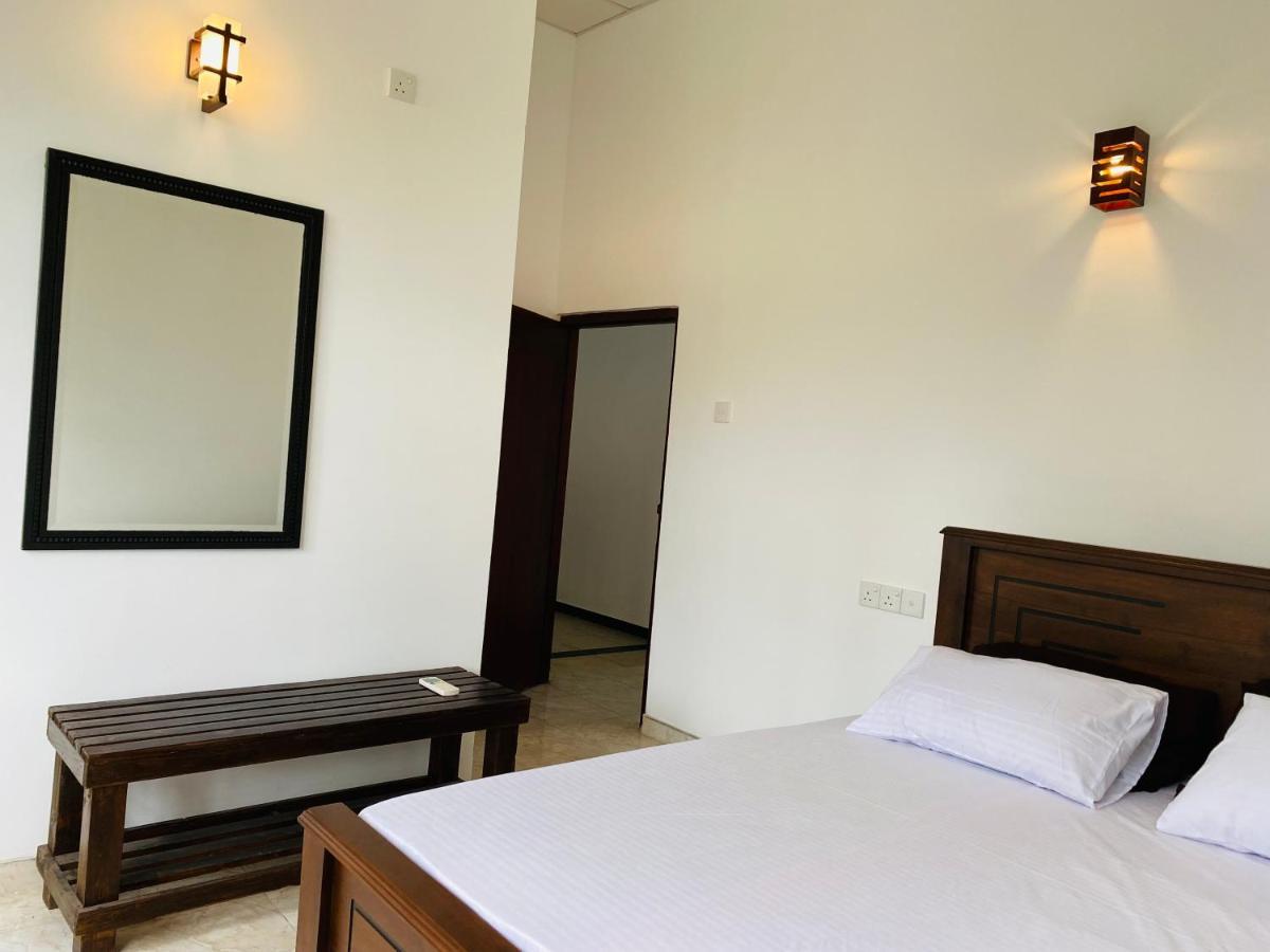 Aramba Resort Dondra Екстериор снимка